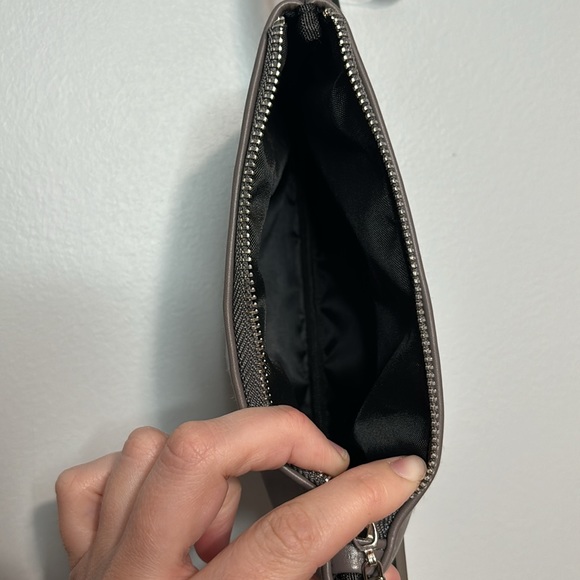 Calvin Klein Belt Bag Light Grey size medium - Picture 8 of 8